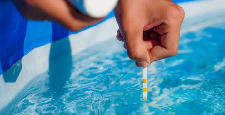 اهمیت متعادل کردن pH استخر شنا چیست؟
